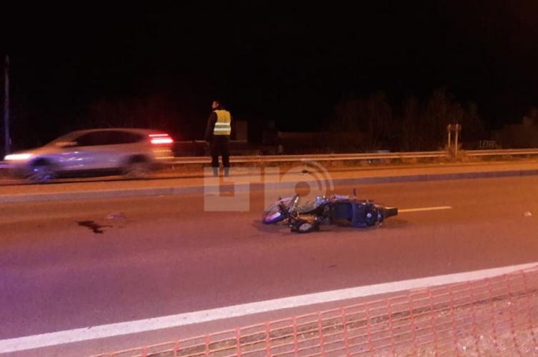 Murió un motociclista en la ruta 1 y su amigo está grave