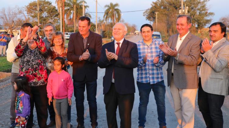 Lifschitz anunció la construcción de viviendas