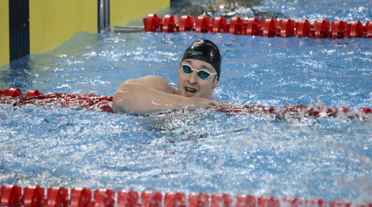 Lima 2019. Día 6: nuevo récord y dos medallas para Fernando Carlomagno en natación