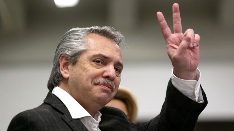 Alberto asegura que Macri está contando los días