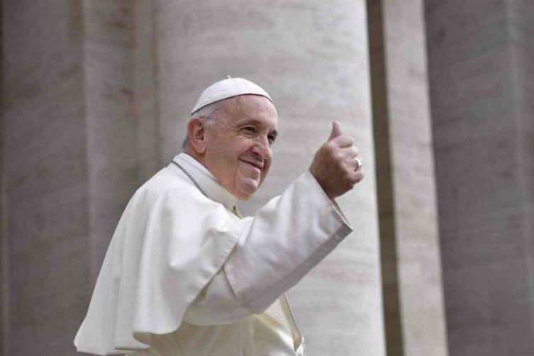El Papa se quedó encerrado en un ascensor y tuvo que ser rescatado por los bomberos
