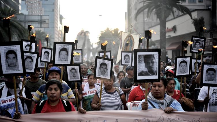 La fiscalía mexicana volverá a investigar la desaparición de 43 estudiantes