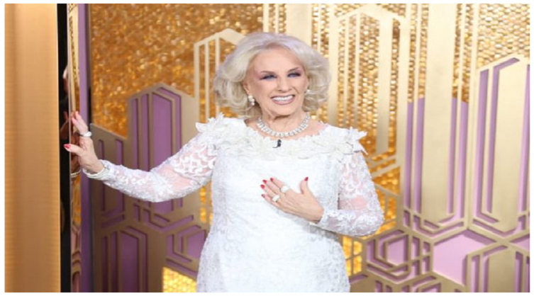 Mirtha cambia de horario