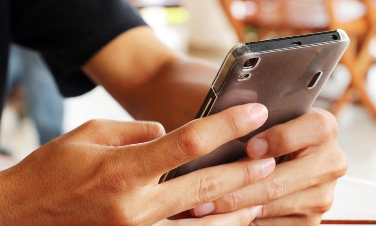 Según los expertos, así podemos saber si nos hackearon el teléfono