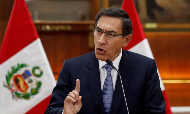 Perú: el presidente disolvió el Congreso y convocó a elecciones parlamentarias anticipadas