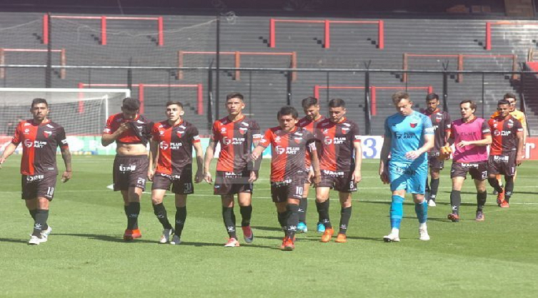 Colón con diferente situación entre la Superliga y las copas