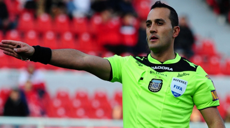 Espinoza será el arbitro para dirigir a Colón y Estudiantes (BA) por la Copa Argentina