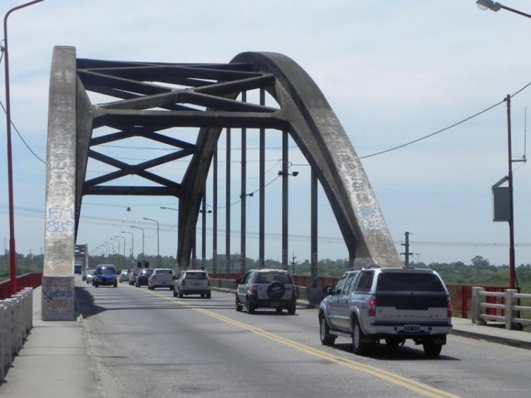Comienza el bacheo del Puente Carretero