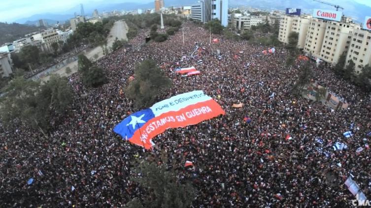Chile: masiva protesta contra Piñera en Santiago