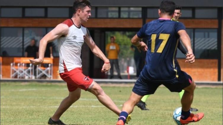 Newell ´s le ganó por goleada a Tiro Federal el amistoso en Bella Vista