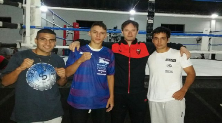 Velada boxística en el Roque Otrino