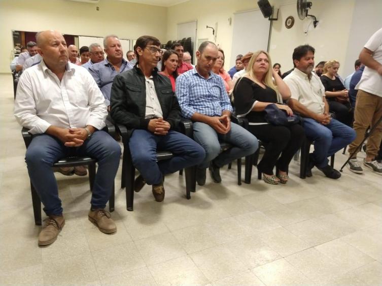 Autoridades recibieron los diplomas por los cargos que fueron elegidos