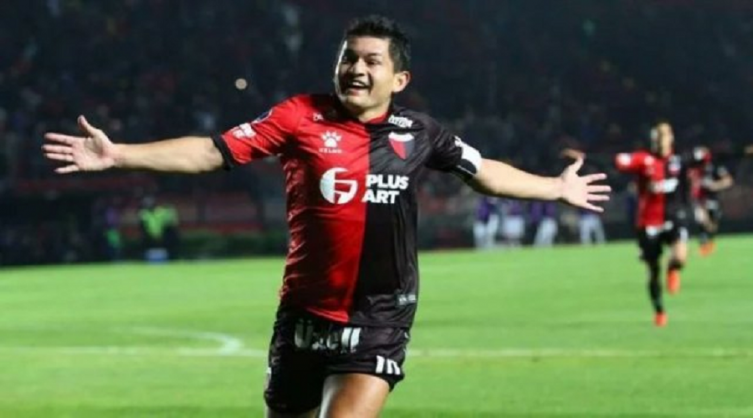 Pulga Rodríguez, es uno de los candidatos a Mejor Jugador de América