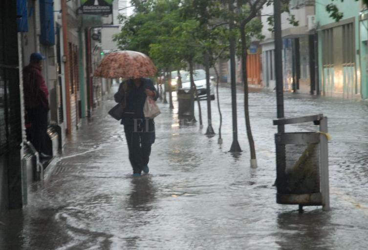 Nubes y probabilidad de lluvias para este miércoles