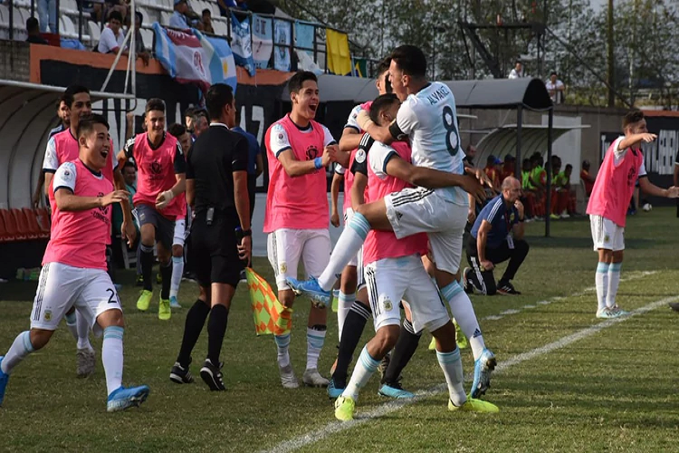 Argentina venció a Colombia y es finalista del Sudamericano Sub 15
