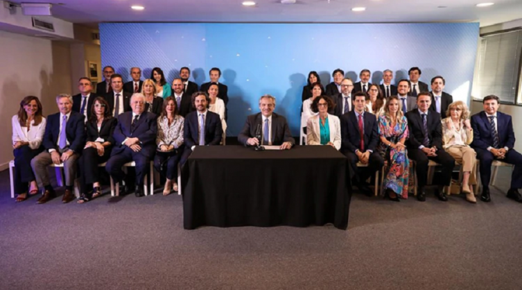 Alberto Fernández: “Este Gabinete refleja la unidad sobre la que se construyó el Frente de Todos”