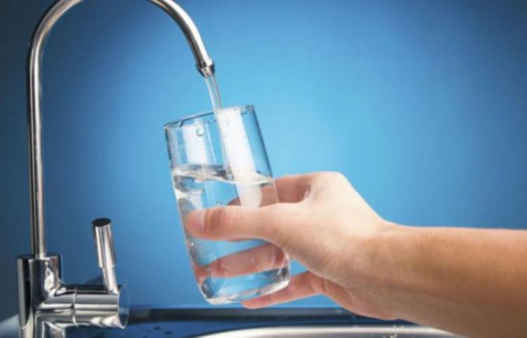 Por la bajante del río Paraná piden un uso racional del agua