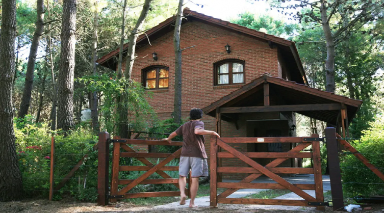 Cómo evitar las estafas al alquilar una casa de veraneo por Internet