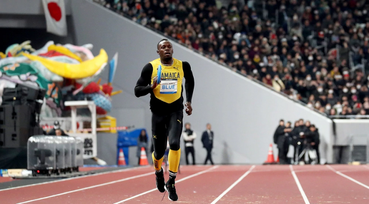 Usain Bolt volvió a las pistas y los fanáticos se hicieron eco de “su nueva figura”