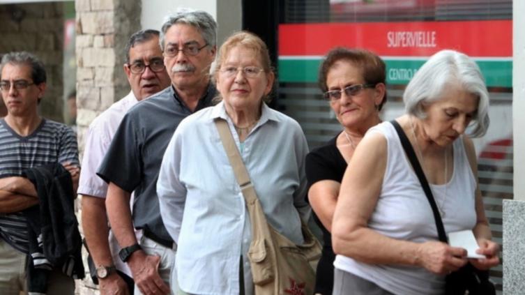 El aumento de jubilaciones en marzo será una suma fija