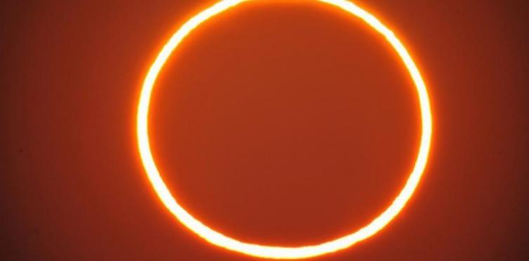 El último eclipse del año mostró un impactante “anillo de fuego”
