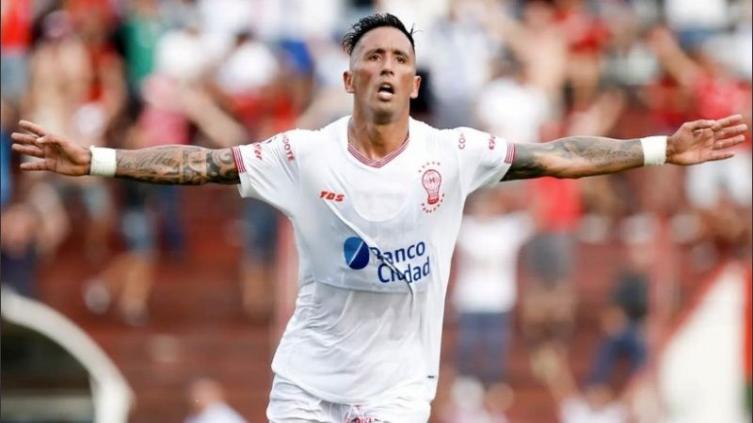 Kudelka analizará el ofrecimiento de Lucas Barrios a Newell ´s