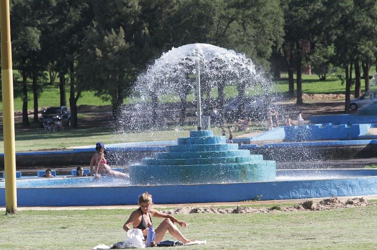 La sensación térmica en la ciudad superó los 47º