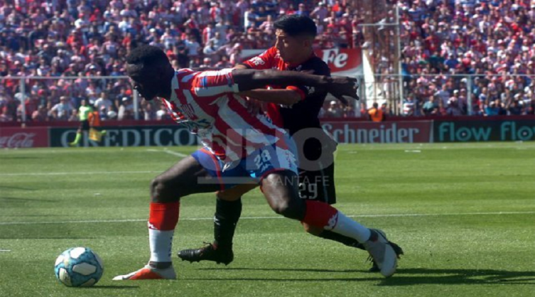 Gómez Andrade fue uno de los jugadores con más intercepciones de la Superliga
