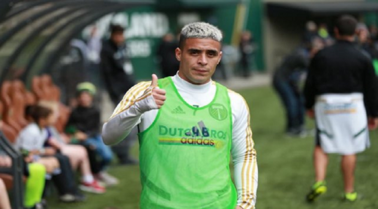 Brian Fernández habría aceptado incorporarse a Colón