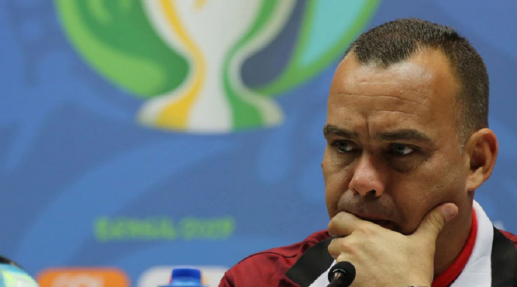 Rafael Dudamel renunció a su cargo como entrenador de la selección de Venezuela