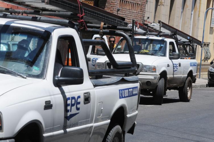 La EPE se sumó al congelamiento de sueldos de los funcionarios por 180 días