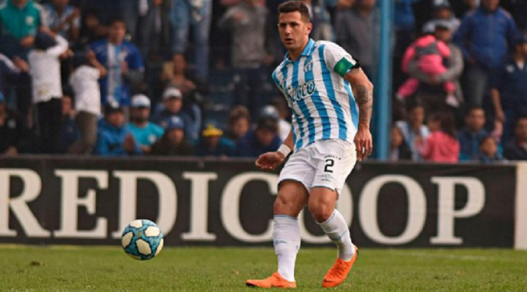 Los dirigentes de Colón buscan sumar a Bruno Bianchi