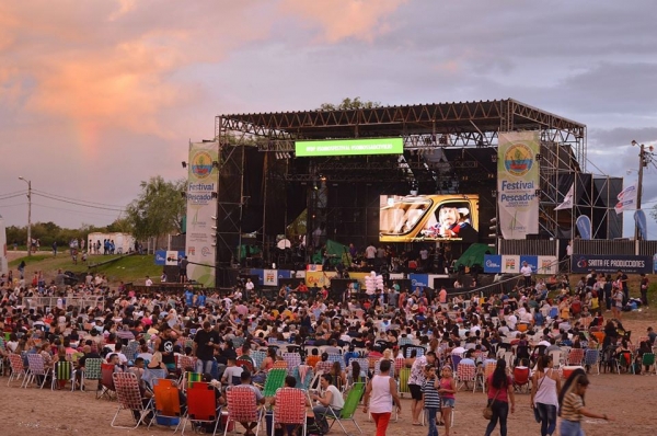 Un estafador compró decenas de entradas para el Festival del Pescador