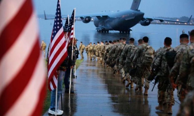 Disparan ocho misiles contra una base militar de Irak con soldados de Estados Unidos