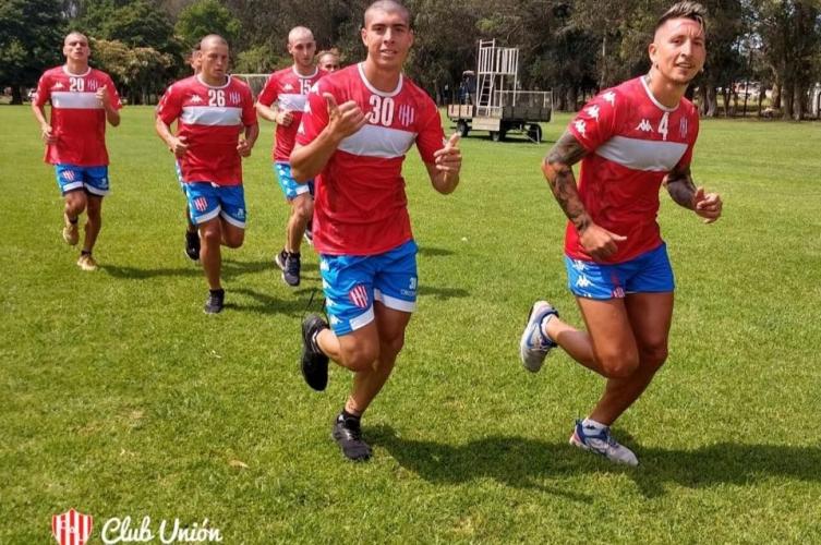 El lunes Unión podría ya contar con dos incorporaciones más