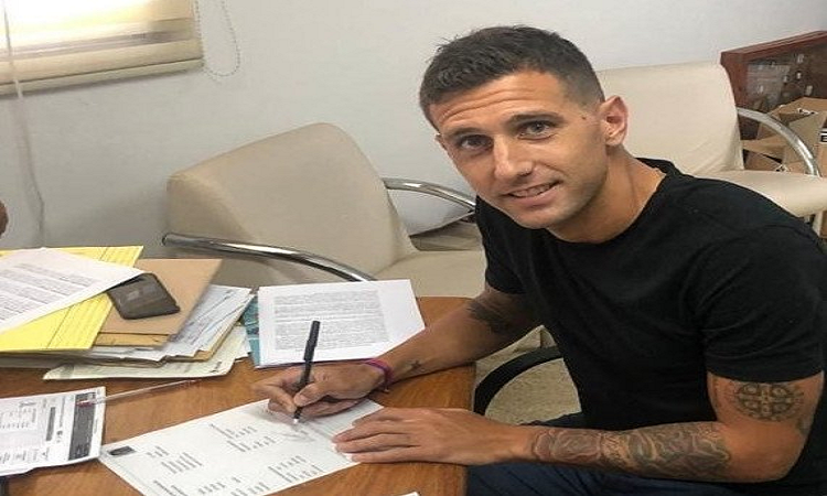 Bianchi selló su contrato con Colón y empieza a entrenar