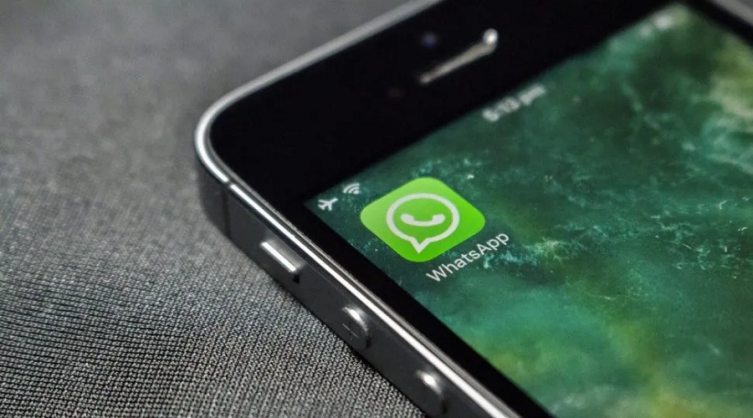 Cómo hacer para cambiar el tamaño de las letras en Whatsapp