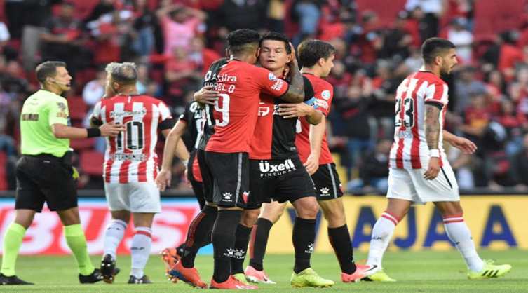 Morelo y Rodríguez son los goleadores del plantel de Colón en la Superliga