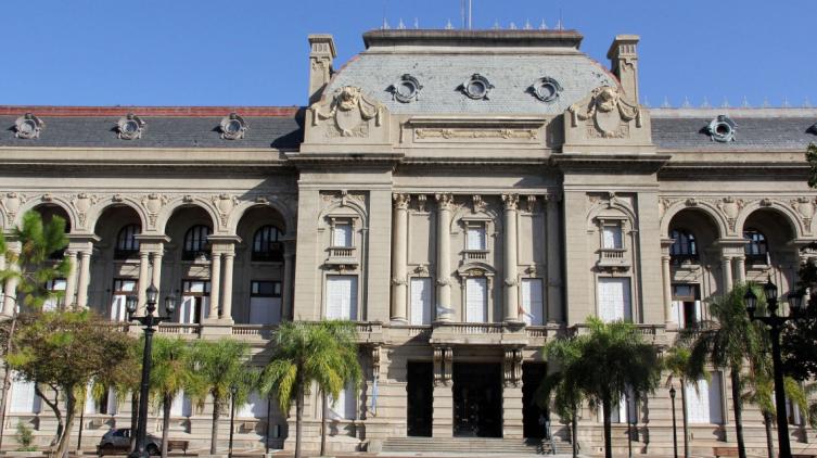 El gobierno convocó a los profesionales de la Salud