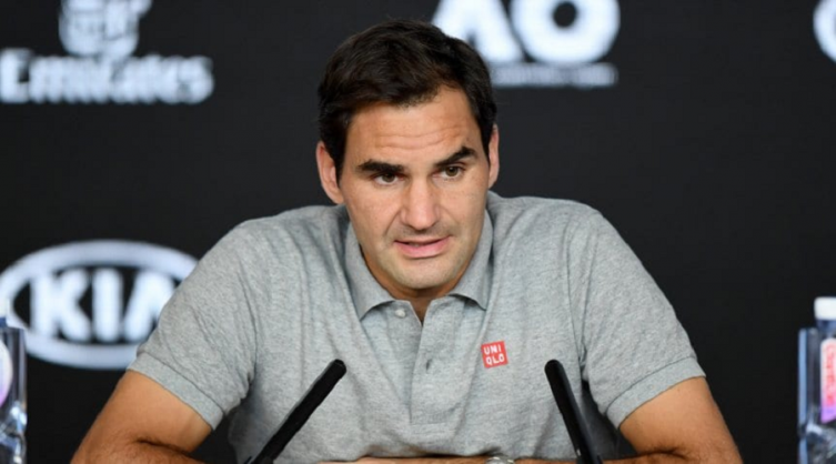 Federer se operó de la rodilla y tendrá una larga recuperación