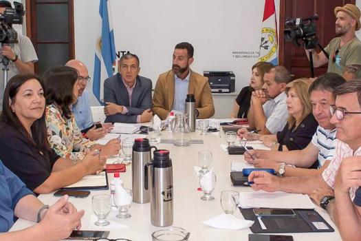 Sin oferta, la paritaria docente pasó a un nuevo cuarto intermedio