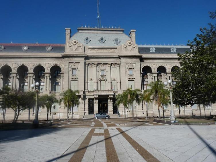 Sin ofrecimiento, se llevó a cabo la primera reunión de la paritaria central