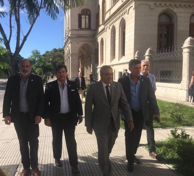 El Gobierno postergó el aumento de retenciones y la semana que viene habrá una nueva reunión