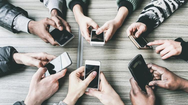 Cómo desinfectar tu celular para evitar enfermedades