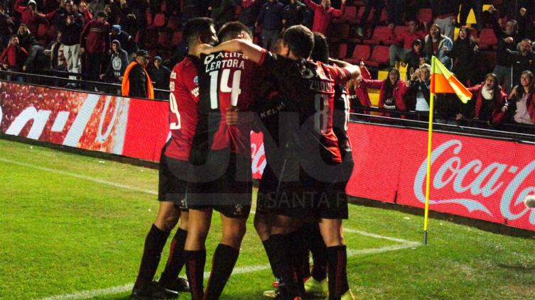 Colón visita a Talleres con el objetivo de sumar