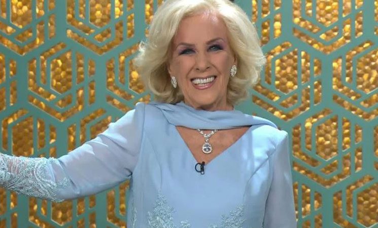En su vuelta a la tele, Mirtha Legrand se enojó con Luli Salazar