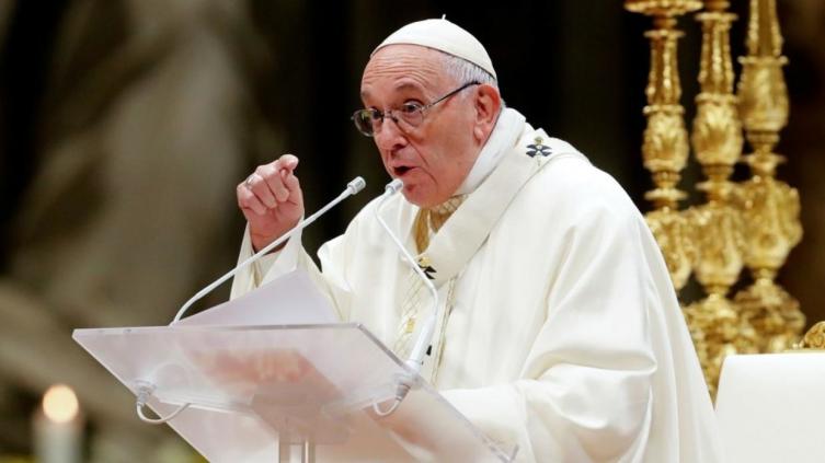 Por el coronavirus, el Papa rezó el Ángelus sin asomarse a la ventana