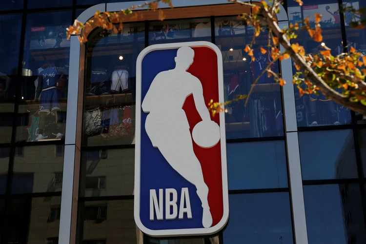 La NBA suspendió la temporada porque un jugador dio positivo de coronavirus