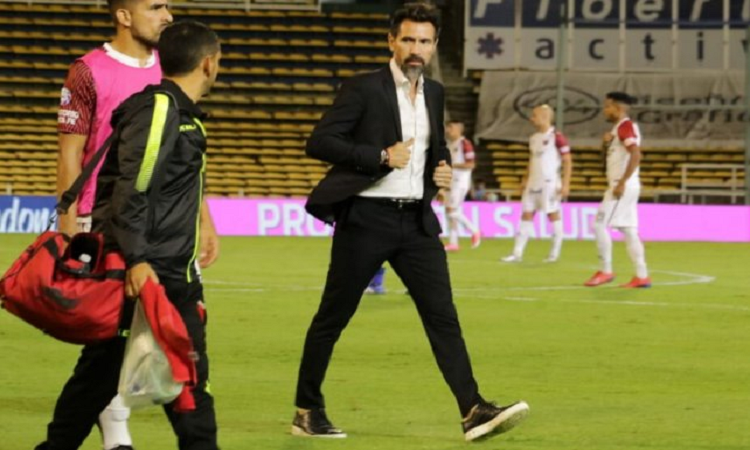 Domínguez: 