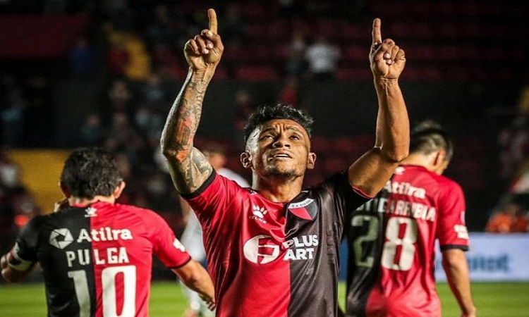 Morelo opina por la tardía decisión de parar el fútbol